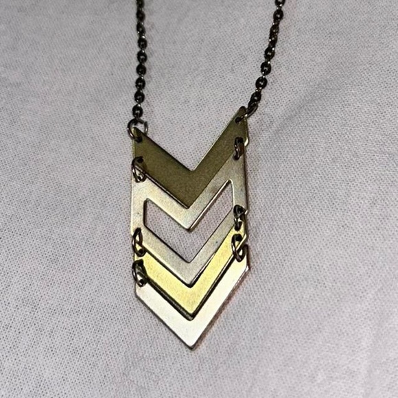 Necklace - Picture 2 of 2